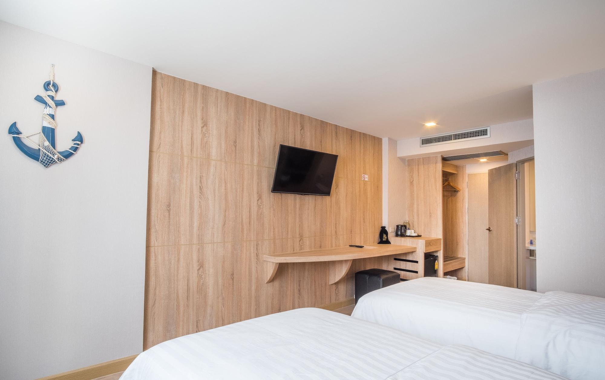 Rodina Beach Hotel Pantai Jomtien Bagian luar foto